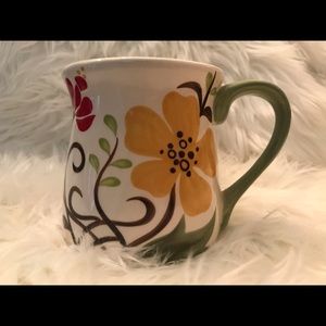 ❤️ NEW Beautiful Floral Coffee Mug - 17oz